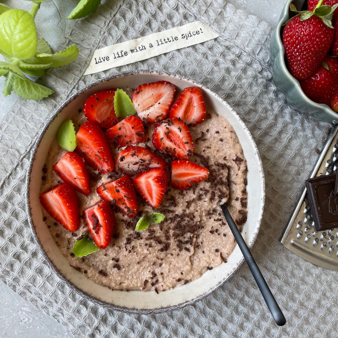 Owsianka z truskawkami